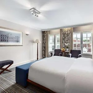 **** Hotel Nh België